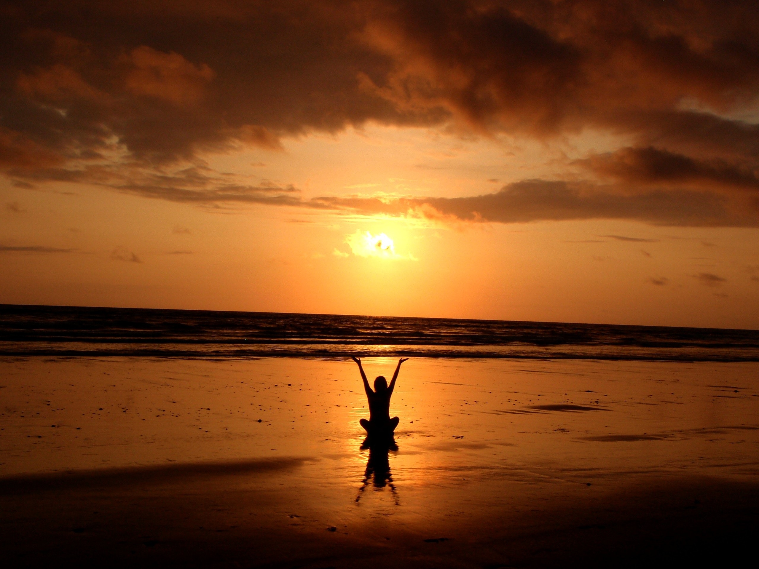 backlit-balance-beach-268134